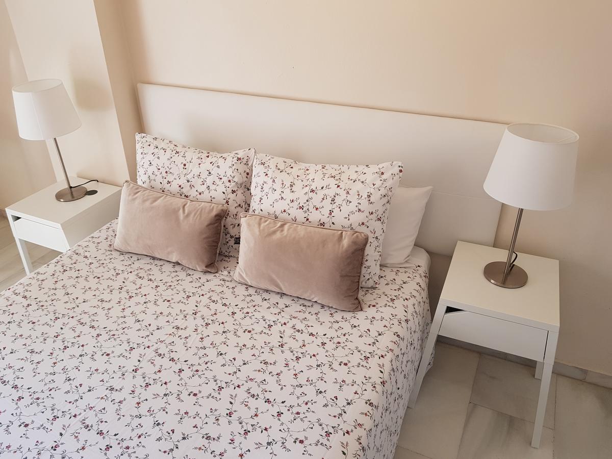 Fan Flat Eugenio (Adults Only) Apartment Malaga Exterior photo